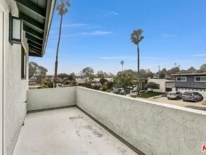 8204 Calabar Ave in Playa Del Rey, CA - Building Photo - Building Photo