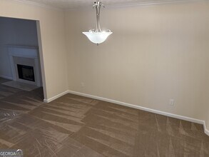 228 Solomon Dr in Ellenwood, GA - Building Photo - Building Photo