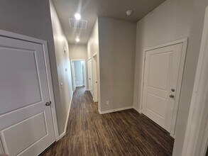 2109 N Jayton Ave in Lubbock, TX - Building Photo - Building Photo