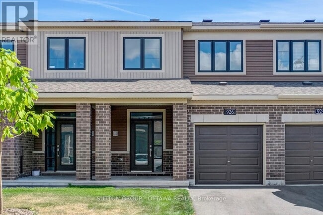 property at 926 Athenry Ct