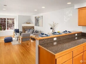 8508 Nesbit Ave N in Seattle, WA - Building Photo - Building Photo