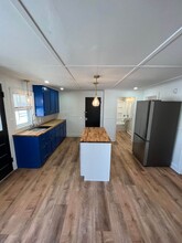 65 Summer St in Waterville, ME - Building Photo - Building Photo