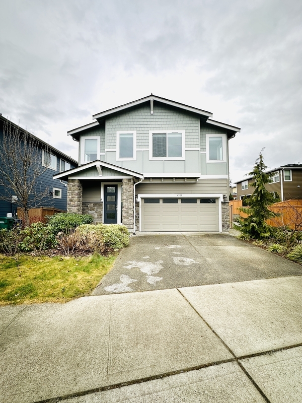 property at 4913 232nd Ave SE