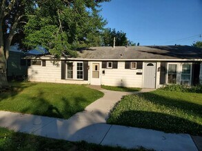 1132-1134 Margie St in Rothschild, WI - Foto de edificio - Building Photo