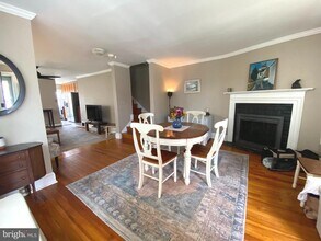 20 E Abington Ave in Philadelphia, PA - Building Photo - Building Photo