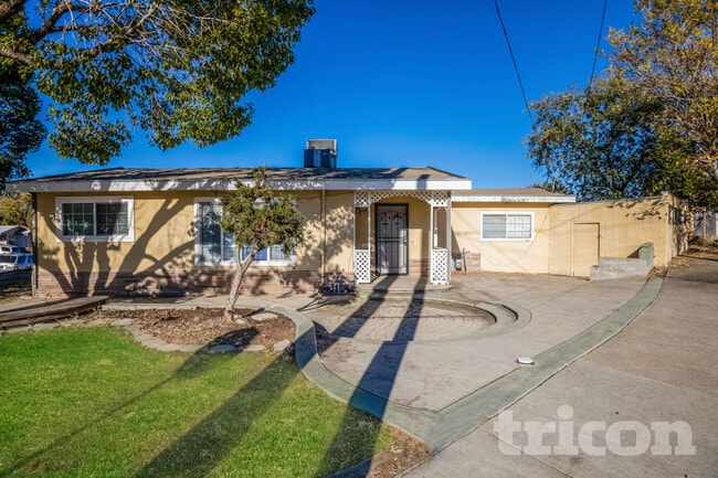 property at 304 Robert St