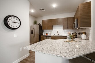 Senderos At South Mountain in Phoenix, AZ - Building Photo - Building Photo