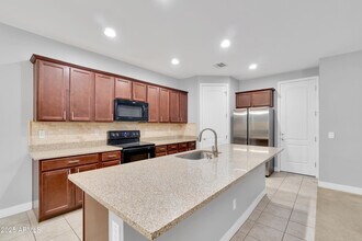 9766 E Palladium Dr in Mesa, AZ - Building Photo - Building Photo