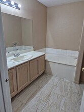 4316 W Lake Mead Blvd in Las Vegas, NV - Building Photo - Building Photo