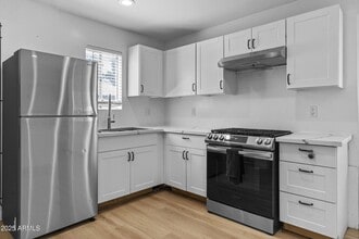 1534 E Culver St in Phoenix, AZ - Foto de edificio - Building Photo