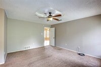 1104 Tobie Layne St photo'