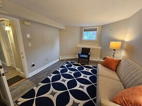 44 Belmont St in Somerville, MA - Building Photo - Building Photo