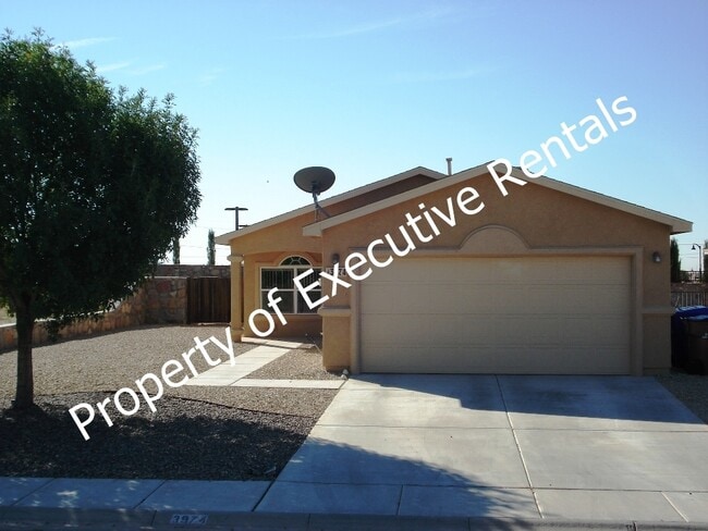property at 3974 Sombra Morada Rd