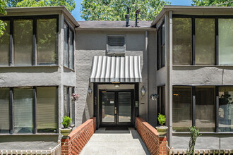 885 Glendale Ter NE in Atlanta, GA - Building Photo - Building Photo