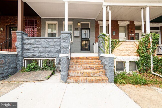 property at 307 E 25th St
