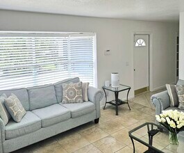 12191 Broadleaf Ct in Wellington, FL - Foto de edificio - Building Photo