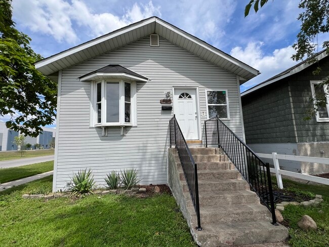 property at 1122 W 144th St