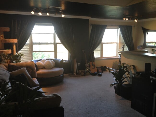 5620 Fossil Creek Pkwy in Fort Collins, CO - Building Photo - Building Photo