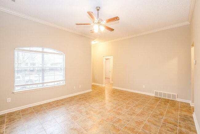 10222 Evening Hill Dr in Memphis, TN - Building Photo - Building Photo