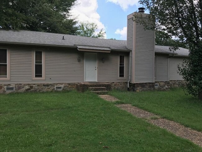 9 Coronado Cove in Maumelle, AR - Building Photo - Building Photo