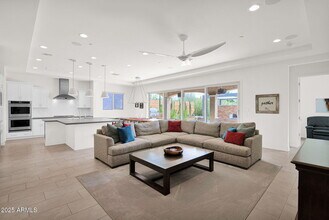 11040 E Ajave Dr in Scottsdale, AZ - Building Photo - Building Photo