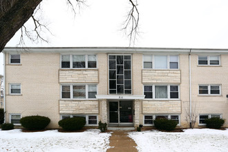 311-317 Park Ave in Addison, IL - Foto de edificio - Building Photo