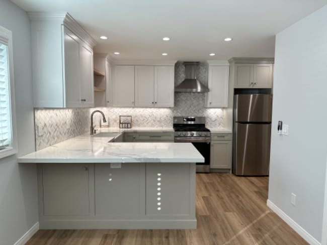 1009 N Prospero Dr in Covina, CA - Building Photo - Building Photo