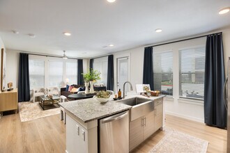 9000 Barker Cypress Rd in Cypress, TX - Building Photo - Building Photo