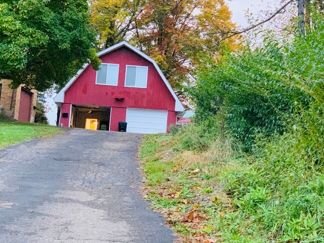 property at 20 Reichold Rd