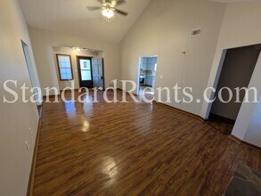 7625 Didwell Ct in Jonesboro, GA - Foto de edificio - Building Photo