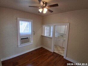 127 W Magnolia Ave in San Antonio, TX - Building Photo - Building Photo