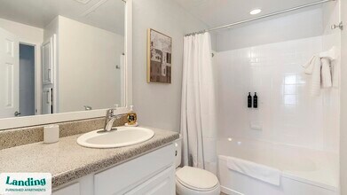 1601 W Arbrook Blvd in Arlington, TX - Building Photo - Building Photo