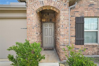 3910 McDonough Way in Katy, TX - Foto de edificio - Building Photo