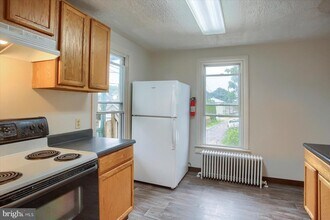310 S Market St in Mechanicsburg, PA - Building Photo - Building Photo