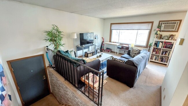property at 808-810 SE 9th Ave