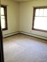 708 1st Ave SE in Watertown, SD - Building Photo - Building Photo