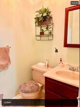 1 Tulip Ct in Edison, NJ - Building Photo - Building Photo