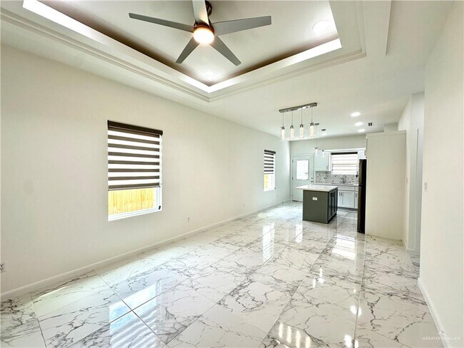 2405 E San Andrea St in Edinburg, TX - Building Photo - Building Photo