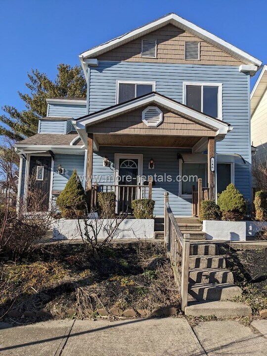 546 E Jenkins Ave in Columbus, OH - Foto de edificio