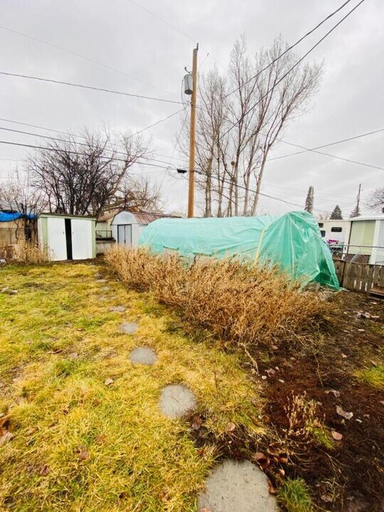 1280 Cathryn Ave in Idaho Falls, ID - Building Photo