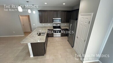 1342 Defender St NW in Palm Bay, FL - Building Photo - Building Photo