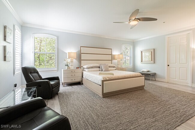 property at 2859 Tiburon Blvd E