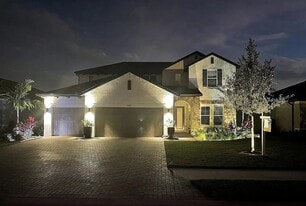 5617 Trevesta Pl in Palmetto, FL - Building Photo