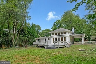 4126 Maple Ave in Fairfax, VA - Building Photo - Building Photo