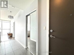 4099 Brickstone Mews in Mississauga, ON - Building Photo - Building Photo