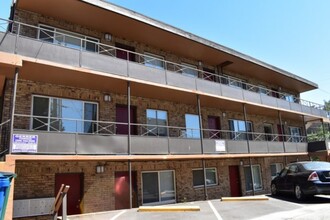 Allegro Apartments in Seattle, WA - Foto de edificio - Building Photo