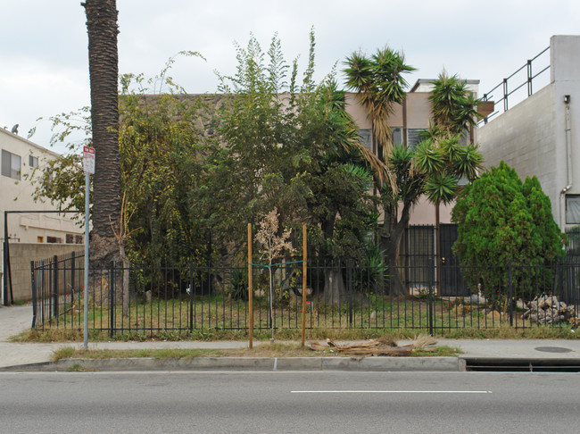 1617 Arlington Ave in Los Angeles, CA - Building Photo - Building Photo