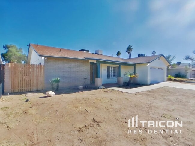 4809 W Cochise Dr