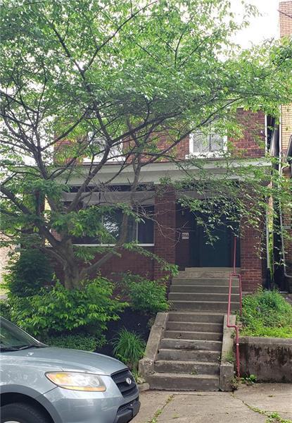 786 Montclair St in Pittsburgh, PA - Building Photo