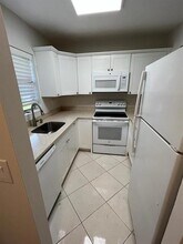 540 SE 2nd Ave, Unit J4 in Deerfield Beach, FL - Building Photo - Building Photo